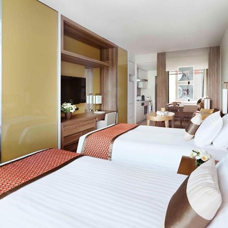 Oakwood Premier Tokyo Aparthotel Bagian luar foto